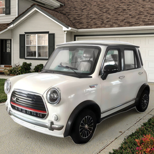 Nuova Tuyue Bianca con Guida a Destra, 5 Porte, 4 Posti, Mini Auto Elettrica con Batteria al Litio Ferro Fosfato, Trazione Posteriore, Autonomia di 200 km - Product Image 1