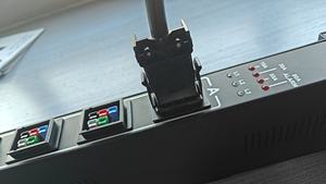 DoyonTek 380V 415V 480V 3 Phase PA45 P34 PDU 125A Rack Miner PDU <b>S21</b> T21 - Product Image 4