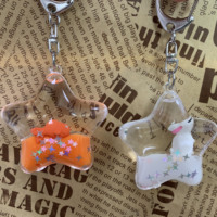 Porte-clés mignons animaux marins flottants colorés en forme de sablier liquide, personnalisation de différents styles