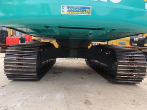 รถขุดตีนตะขาบ Kobelco SK200 มือสอง ระบบไฮดรอลิกเดิม ใช้เครื่องยนต์ Kobelco Sk200 แท้ สำหรับงานก่อสร้างขนาดใหญ่ - Product Image 3