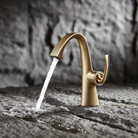 Robinet de lavabo thermostatique moderne en laiton brossé doré à poignée unique avec cartouche céramique à montage sur plan