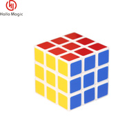 Cube magique Flash universel restaurer Puzzle accessoires de magie en plastique Durable tours 1 seconde restauration instantanée jouets d'intelligence magique