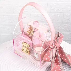 Atacado Rosa Limpar Acrílico Display Maquiagem Cosmetic Storage Box com tampa e couro Handle caixa de plástico transparente