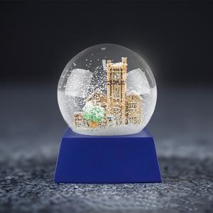 حرفة راتنج قلعة ثلاثية الأبعاد حديثة ، الهدايا التذكارية القطرية القابلة للتخصيص ، كرة الثلج - Product Image 3