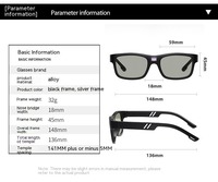 Cambio de color inteligente Lentes de moda Conducción TR90 Marco Lente de vidrio templado Gafas de sol fotocromáticas Chip de computadora Gafas de sol