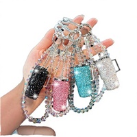 Porte-clés personnalisé avec gobelet à eau incrusté de diamants, sac à diamants, décoration pour clés de voiture, charme tendance, cadeau pour filles