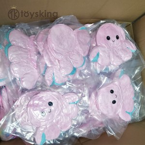 Pulpo Reversible Octopus Plush Flip Doub-side Emotion Soft Toys - Product Image 2