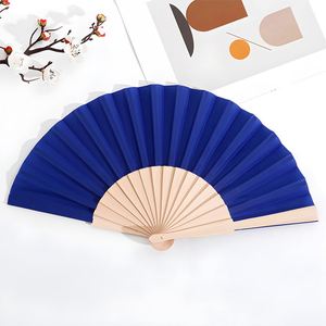 Abanico Español Pericon Rojo Hecho a Mano, de Madera, para Danza Flamenca y Artículos Promocionales para Fiestas - Product Image 3