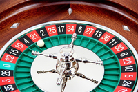 Cadeaux de nouveauté Jeu de roues de roulette en bois de luxe Jeux pour adultes Roue de roulette de casino en acajou avec roulement de précision