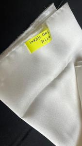 Tela Jacquard de Seda/Algodón Satinado de Lujo Hecha a Medida, Conocida por Su Extraordinaria Suavidad, Brillo Luminoso y Caída Elegante - Product Image 3