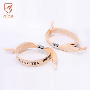 저렴한 맞춤형 패션 브랜드 천 팔찌 조정 가능한 음악 축제 새틴 패브릭 손목 밴드 파티 짠 패브릭 팔찌 - Product Image 2