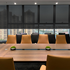 Đen cơ giới ánh sáng Lọc rèm cuốn đầy đủ màn trong nhà cửa sổ rèm được xây dựng trong che nắng điện Shades cửa chớp - Product Image 4