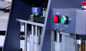 Máquina dobladora automática de letras con logotipo doblado de letras de canal <span class=keywords><strong>3D</strong></span> de alta productividad - Product Image 4