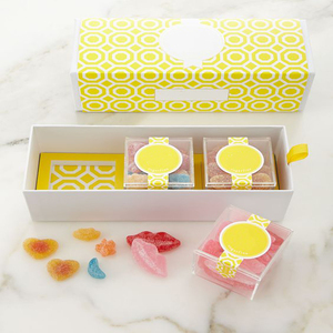 Caja de acrílico transparente cuadrada personalizada, caja de cubos de caramelo para embalaje, caja de dulces de plástico con tapa para recuerdo de boda - Product Image 4