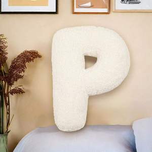 Coussin Lettre Initiale de Haute Qualité 1-9 Chiffres pour Chambre d'Enfant Literie Oreiller Décoratif Lettre Alphabet Anglais Poupées en Peluche - Product Image 6