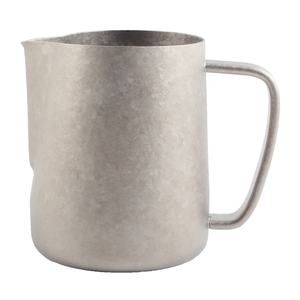 Capacité de 350 ml, échelle de mesure transparente à l'intérieur, pichet à mousse de lait en titane - Product Image 1