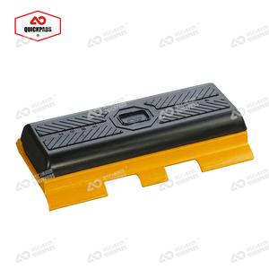 แผ่นยาง320มม. แผ่นติดตามสำหรับ <span class=keywords><strong>C8</strong></span> Sany tracked pavers - Product Image 5