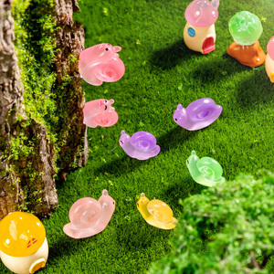 Mini Caracoles Luminosos, Figuras de Caracoles Pequeños que Brillan en la Oscuridad, Manualidades de Resina para Jardín, Decoración de Paisajes de Musgo en Miniatura - Product Image 2