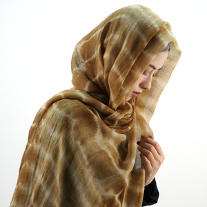 Châle Écharpe Tendance 2026 en Laine Acrylique Polaire Teintée Ombrée, Tissu Vela Cachemire, Dupatta Fantaisie Hiver, Hijabs Turcs pour Femmes Musulmanes - Product Image 6