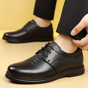Zapatos Oxford de cuero para hombre, con punta redonda, cordones, forro de felpa suave y cálido para invierno, suela de goma, entresuela de EVA, zapatos cómodos. - Product Image 3