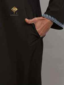 Material de alta gama HARAMAIN, diseño moderno con capucha, bordado marroquí, increíblemente deslumbrante y maravilloso. - Product Image 5