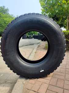 ยางรถบรรทุกขนาด 315/80R22.5 ยี่ห้อ LIONLIKE ลาย Zigzag แบบ Open Shoulder ลดการสะสมความร้อน - Product Image 4