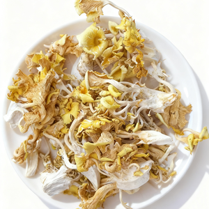 Champignons <span class=keywords><strong>Chanterelles</strong></span> Séchés AD - Champignons Sauvages de Qualité Supérieure, Cultivés à l'État Sauvage, <span class=keywords><strong>Comestibles</strong></span>, pour la Cuisine Gourmande, Soupes, Ragoûts, 1kg/paquet, Durée de Conservation de 18 Mois - Product Image 1