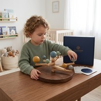 Model Orbit Tata Surya Kayu OEM Kustom Delapan Planet Mainan Astronomi Kognitif Montessori Panduan Mencocokkan Konstelasi