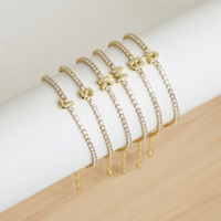 Bracelet de tennis avec initiale, en or poli, serti de zircone cubique blanche et transparente, cadeau de bijoux personnalisé