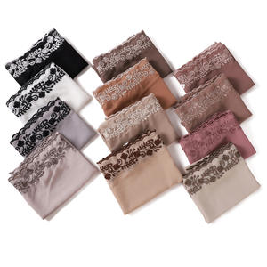 Hijab couleur unie perle mousseline de soie trèfle brodé dentelle pour femme mode respirant foulard pour femme Hijab en soie satinée de qualité supérieure - Product Image 2