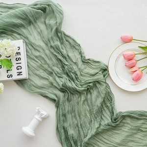 <span class=keywords><strong>Chemin</strong></span> <span class=keywords><strong>de</strong></span> <span class=keywords><strong>table</strong></span> romantique en voile transparent plissé pour la décoration <span class=keywords><strong>de</strong></span> réceptions <span class=keywords><strong>de</strong></span> mariage, fêtes et décoration intérieure rustique bohème - Product Image 2