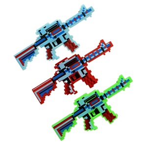 Pistola de juguete de píxeles con luz LED de cien Potencias para jugadores y niños - Product Image 1
