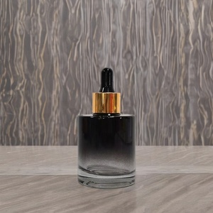 ขวดแก้วแบบเติมได้ขนาด 15 มล. 30 มล. 50 มล. แบบก้นหนา ทรงเตี้ย ปากกว้าง สีตามสั่ง สำหรับน้ำมันหอมระเหย เซรั่ม และครีมบำรุงผิว - Product Image 1