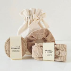 Novedad: Coletero de algodón orgánico, banda para el pelo, almohadilla desmaquillante y bolsa con cordón para artículos populares. Productos de Año Nuevo 2025 para mujer. - Product Image 6