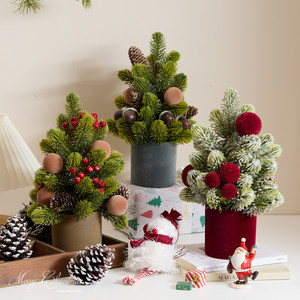 Mini <span class=keywords><strong>sapin</strong></span> de Noël floqué en PE, sans éclairage, palette rose millennial, pour arrangements de table intérieurs, accessoires de décoration, vente en gros usine JIAXUN - Product Image 1