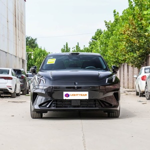LYNK & CO 07 EM-P, berline hybride rechargeable, autonomie électrique de 126 km, autonomie combinée de 1450 km pour les trajets quotidiens en ville - Product Image 1