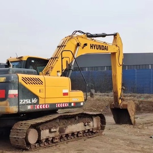 Excavadora Usada Hyundai R225LVS 225LVS 225-9T Hidráulica de 22 Toneladas, Equipo de Construcción con Motor Cummins QSB7 y Martillo Hidráulico, <span class=keywords><strong>A</strong></span>ño <span class=keywords><strong>2023</strong></span> - Product Image 1