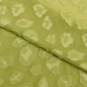 Punto de poliéster tejido alambre de oro manchado Jacquard <span class=keywords><strong>corte</strong></span> gasa 95G primavera y verano ropa para niños tela de vestido fino para mujer - Product Image 4