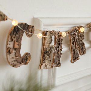 Decorazione Natalizia in Legno a Forma di Casa Invernale con Scritta '<span class=keywords><strong>Buon</strong></span> <span class=keywords><strong>Natale</strong></span>' e Ornamenti - Product Image 3