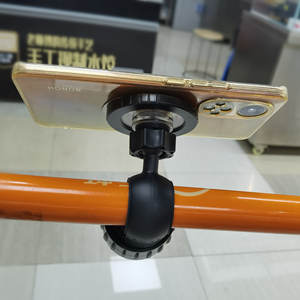 Soporte Magnético Impermeable Personalizado para Teléfono con Rotación de 360 Grados, Uso con una Sola Mano, Abrazadera Flexible y Segura para Cochecitos de Bebé y Carritos de Compra - Product Image 5