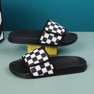 Hot Selling High Quality Designer Brand Men Slippers Fashion Genuine Leather Ladies Slippers New Luxury <b>Slides</b> for Men - Product Image 6