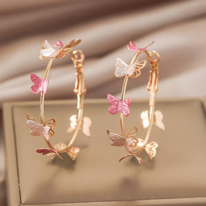Pendientes de aro con forma de mariposa rosa y blanca, pendientes de aro grandes geométricos dorados con lazo para mujer, joyería para fiesta de vacaciones de verano, regalo - Product Image 2