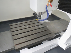 Venta caliente FM4545 <span class=keywords><strong>CNC</strong></span> Máquina de fabricación de moldes de metal resistentes 6060 Enrutadores de madera y grabador Fresado Top Pick para nuevas condiciones usadas - Product Image 6