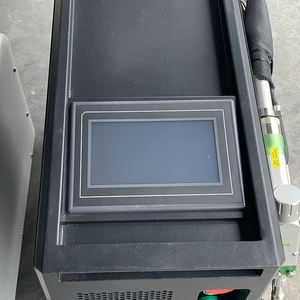เครื่องเชื่อมเลเซอร์ไฟเบอร์แบบมือถือ 1500W 2000W 3000W เครื่องเชื่อมเลเซอร์ไฟเบอร์แบบมือถือ - Product Image 1