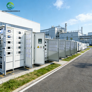 Système de batterie conteneurisée haute tension 500 kWh 1 MWh 20 pieds 40HQ BESS pour stockage d'énergie avec refroidissement IP65 - Product Image 1