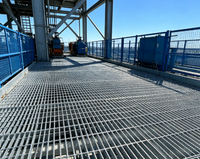Grille de drainage en acier galvanisé antidérapante pour couverture de tranchée de construction