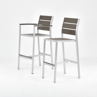 Tabourets de bar extérieurs modernes minimalistes en aluminium, imperméables et anti-moisissures, avec accoudoirs, pour bar et restaurant en plein air