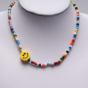 Collar con cuentas de cara sonriente, colgante de cerámica colorido, cadena corta para mujer, accesorio de joyería de moda - Product Image 1