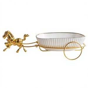 Bandeja y Salvamantel Redondos de Cerámica de Lujo Gold Horse, Hechos a Mano, 300 mm de Diámetro, Decoración de Mesa Ecológica - Product Image 1