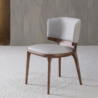 Chaise de salle à manger en cuir de luxe BST Wholesale, chaise rembourrée pour salon avec pieds en bois